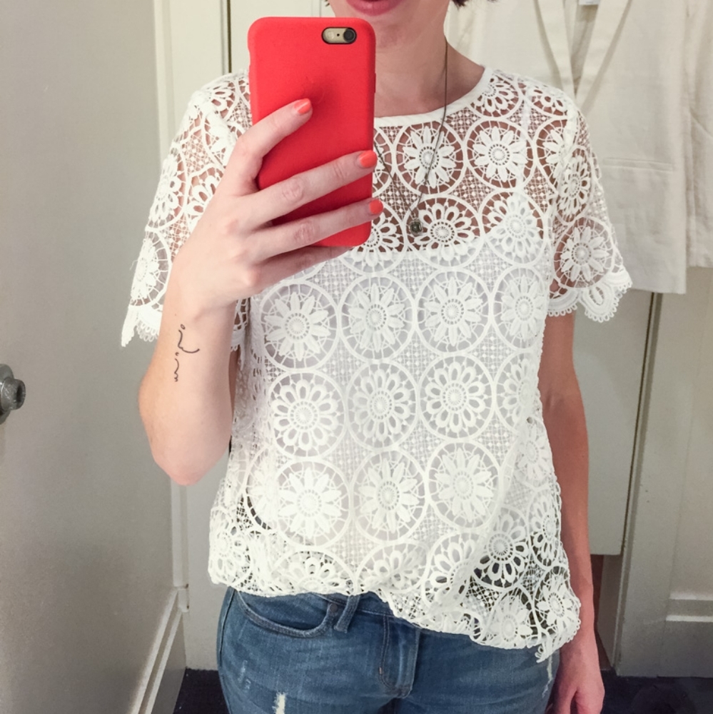 Banana Republic | White Medallion Lace Top